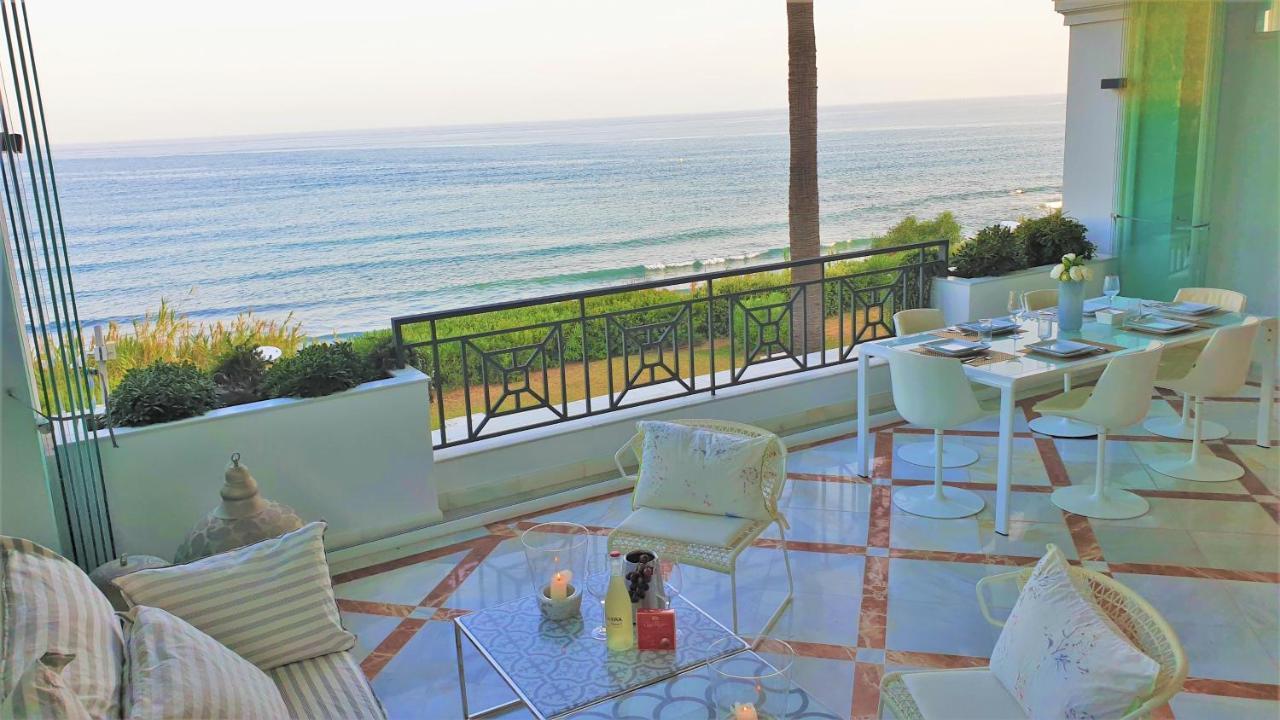 Luxury Apartment Frontal Beach In Doncella Beach Естепона Екстер'єр фото