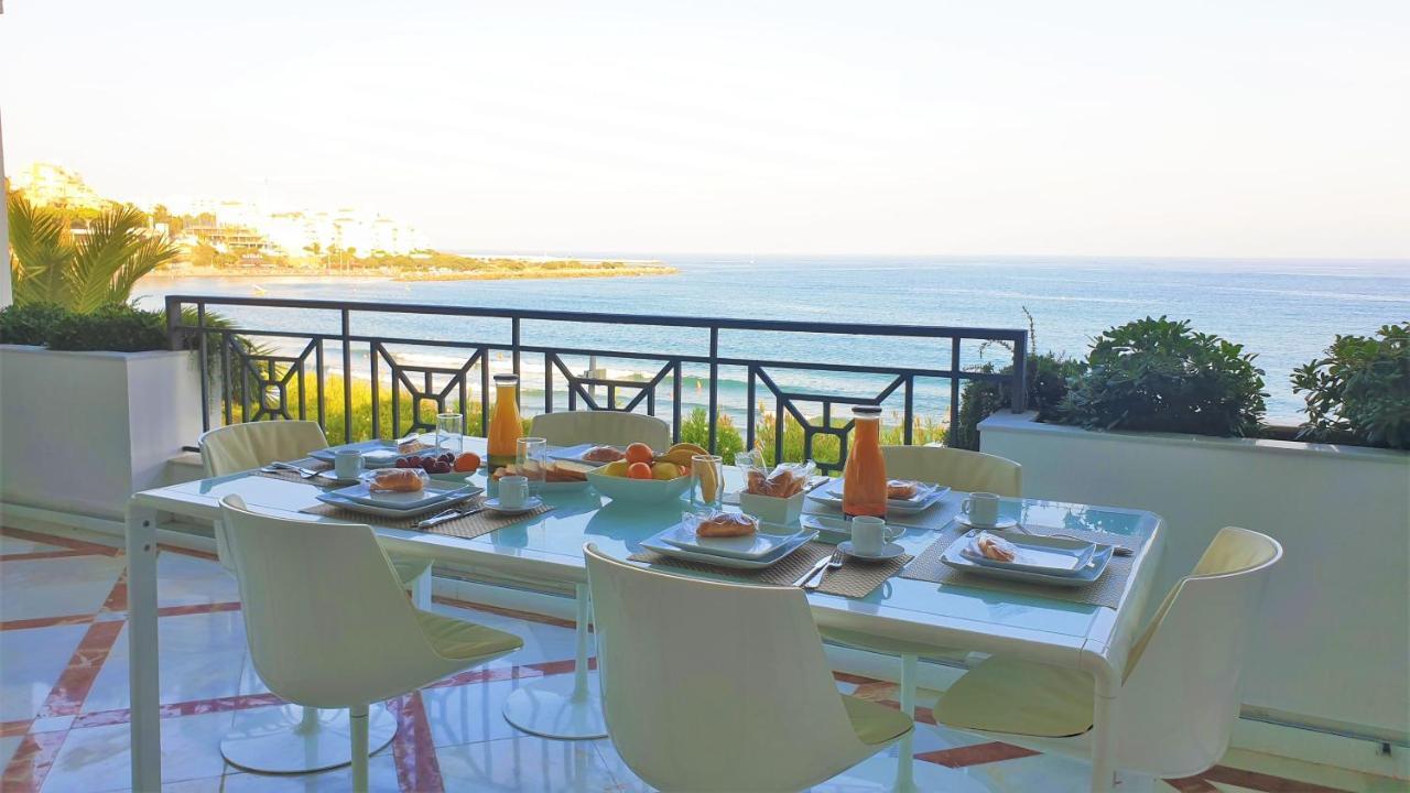 Luxury Apartment Frontal Beach In Doncella Beach Естепона Екстер'єр фото