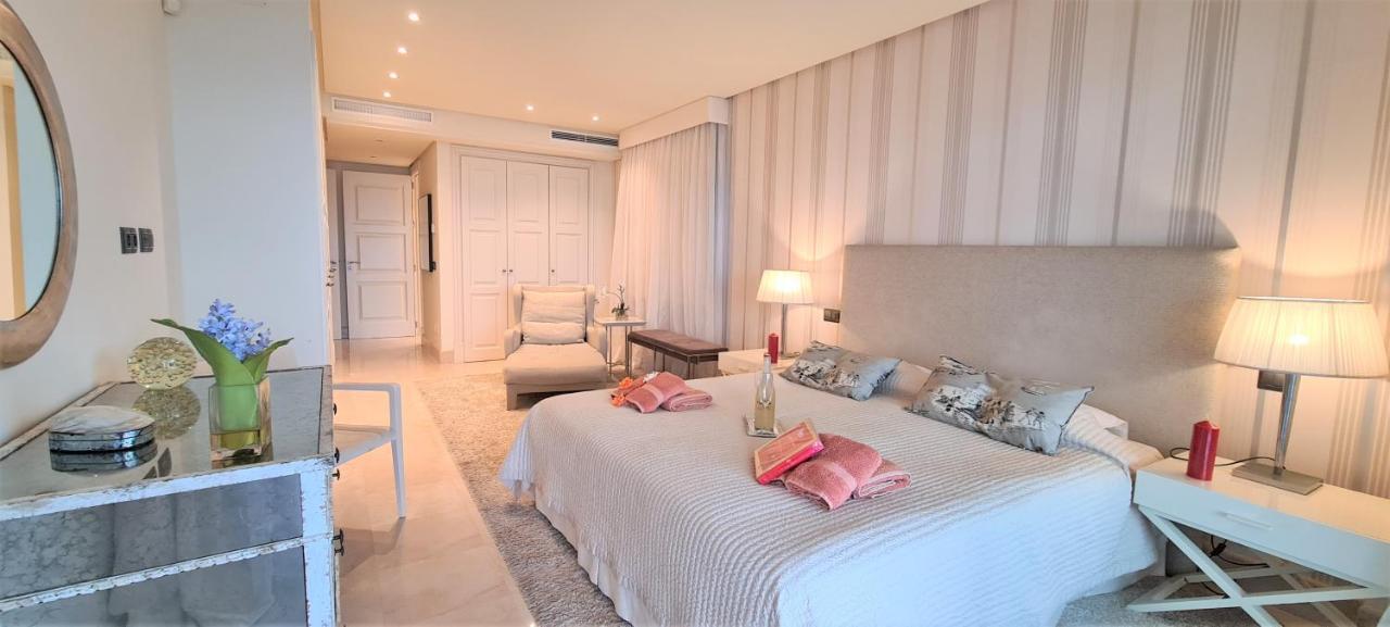 Luxury Apartment Frontal Beach In Doncella Beach Естепона Екстер'єр фото
