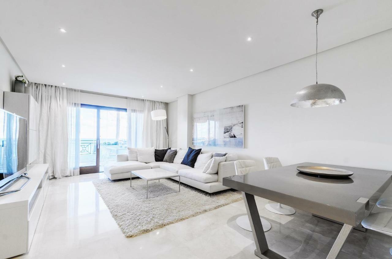 Luxury Apartment Frontal Beach In Doncella Beach Естепона Екстер'єр фото